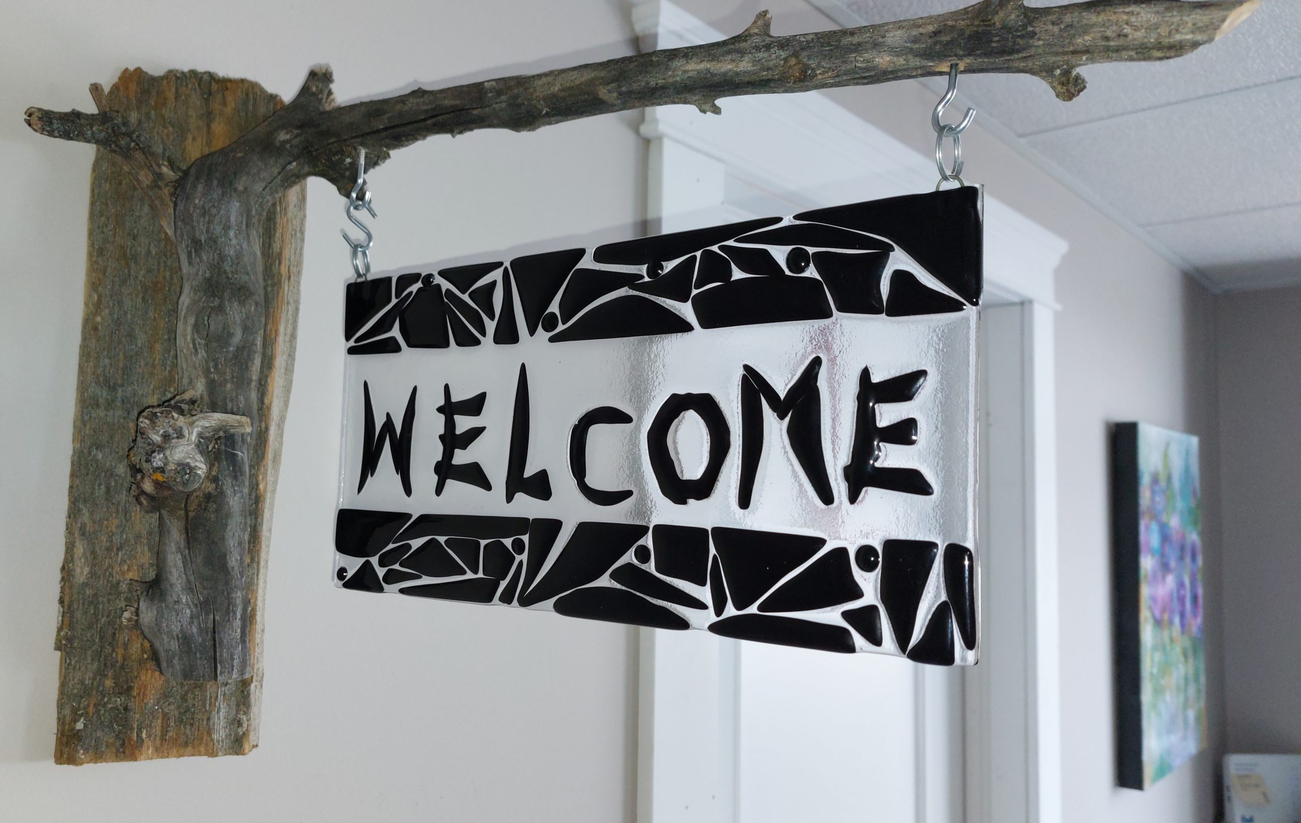 Glass Art ‘Welcome’ Sign – $159